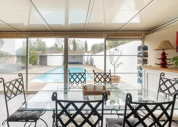 펜션 La Casa Rocha - Piscine - Clim - Parking Privee 라테스트드뷔크